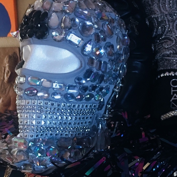Custom Designed Diamond Face Mask - Picture 3 of 6